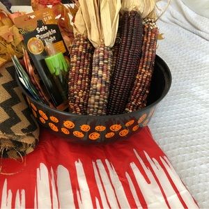 Fall, Autumn, Thanksgiving & Halloween 🎃 👻 🍁 decorations! Great bundle!!